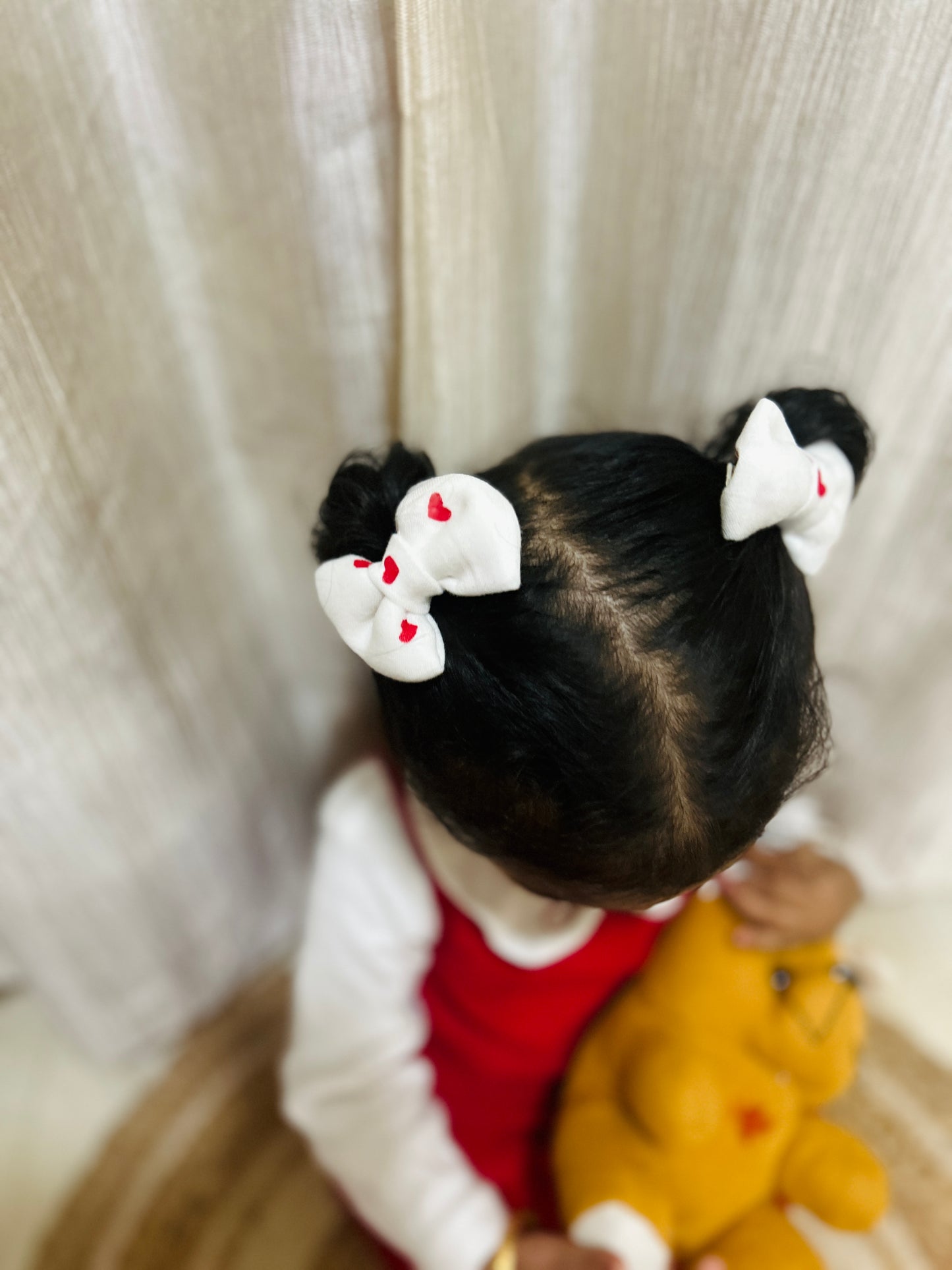 #A# 012 Christmas collections 🎄- Little hearts pinwheel hair bow clips - White.