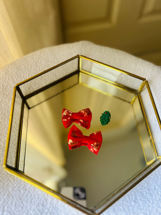 Christmas collections 🎄- Glittering Red bow clips.